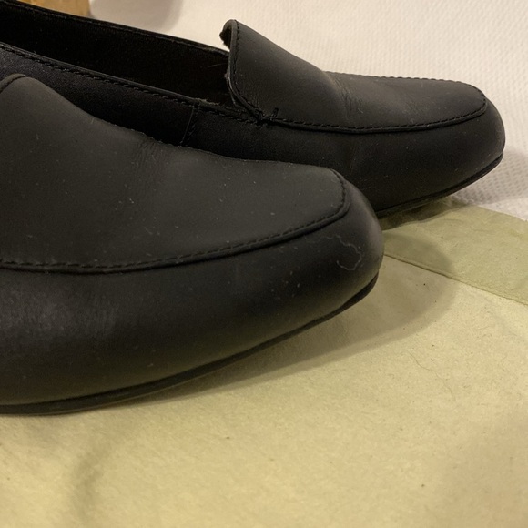 Collection Clark Women's Black Loafers - Picture 3 of 7